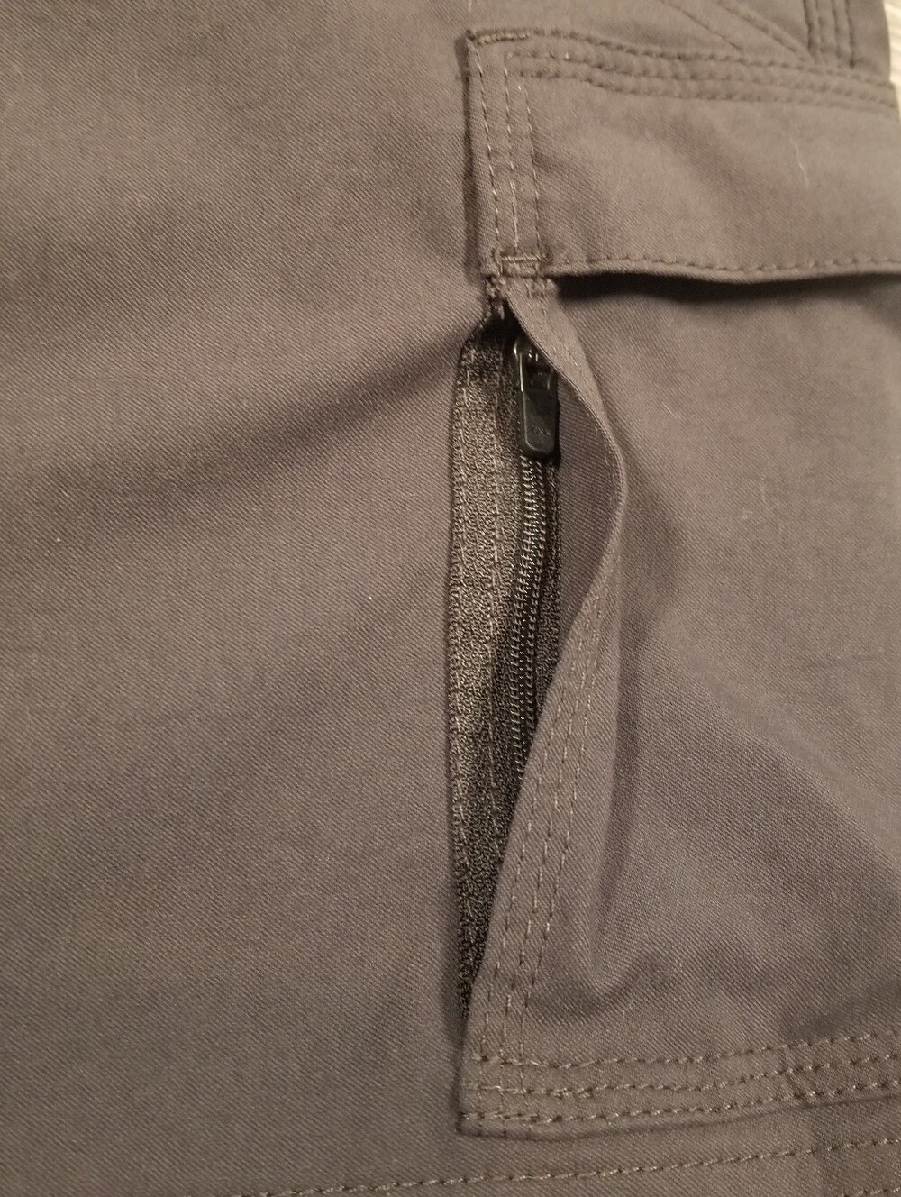 Prana Stretch Zion Cargo Shorts Mens Size 40x10 Dark Gray Hiking Outdoor Casual - Picture 3 of 9